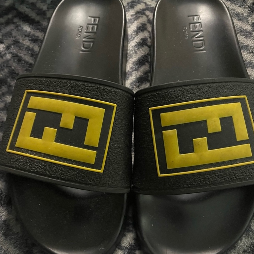 Fendi women slides size 40